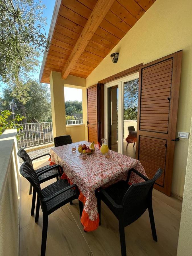 Case Vacanze La Quercia Marina di Camerota Eksteriør bilde